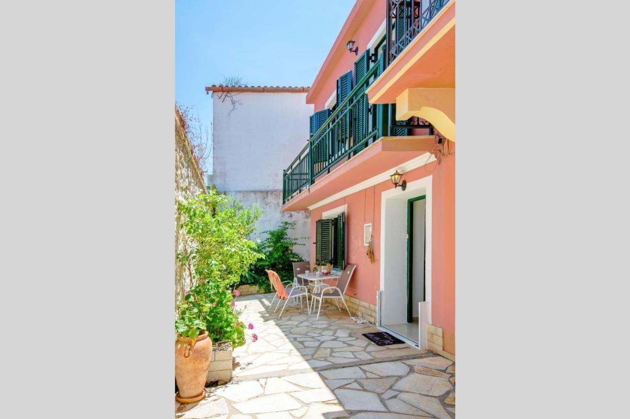 Doras House Apartment Gaios Ngoại thất bức ảnh